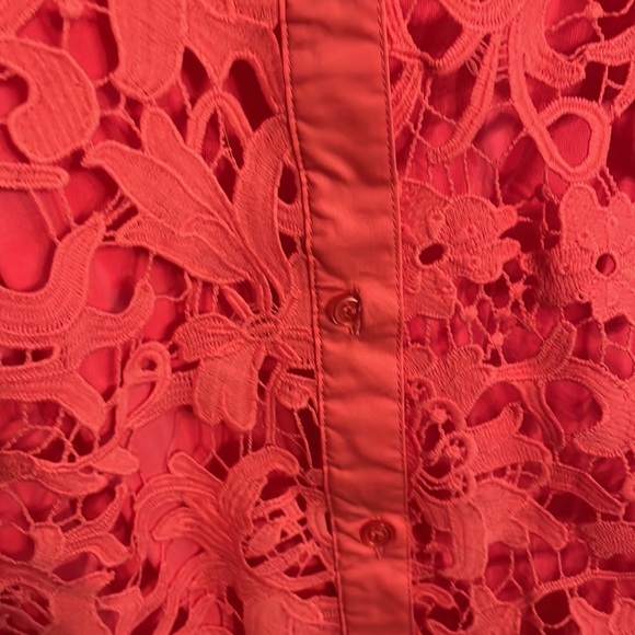 New York & Company Lace overlay Button down top - New with tags - Picture 3 of 7